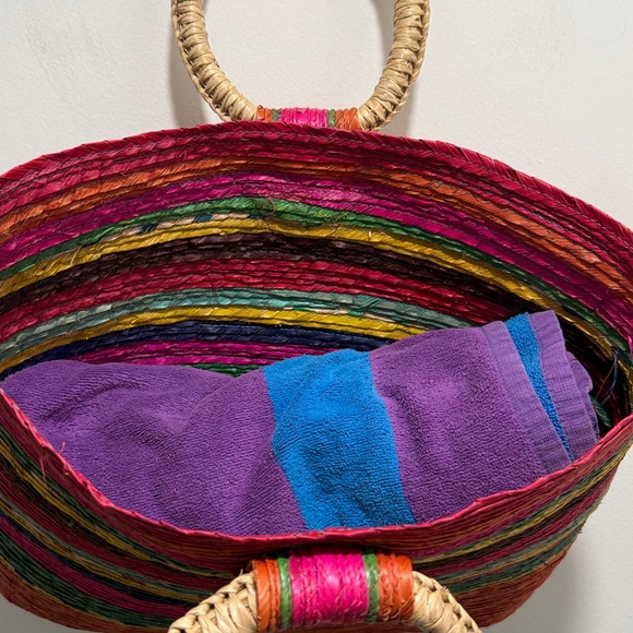 Boho Woven Straw Tote | Serape Stripe Market Bag | Round Handles - Picture 6 of 6